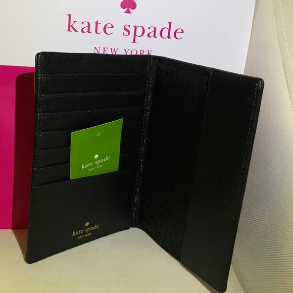 🐰Kate Spade Bunny Leather passport/ wallet - Picture 3 of 4